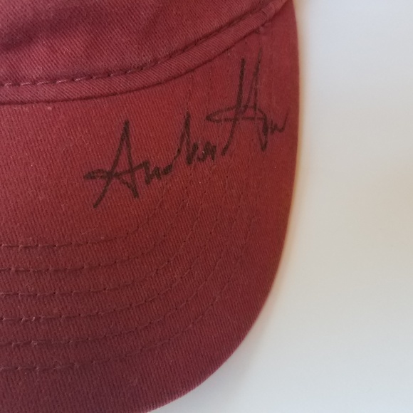 SIGNED feminist hat - Picture 2 of 5